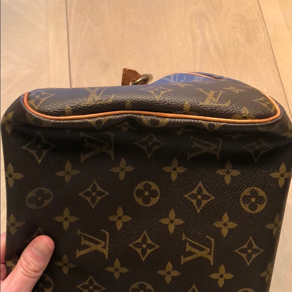 Authentic Louis Vuitton Monogram Speedy 25 - Picture 8 of 8